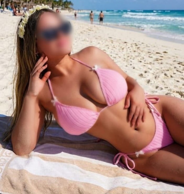 IMPLICADA CACHONDA MORBOSA DESEOSA DE PLACER