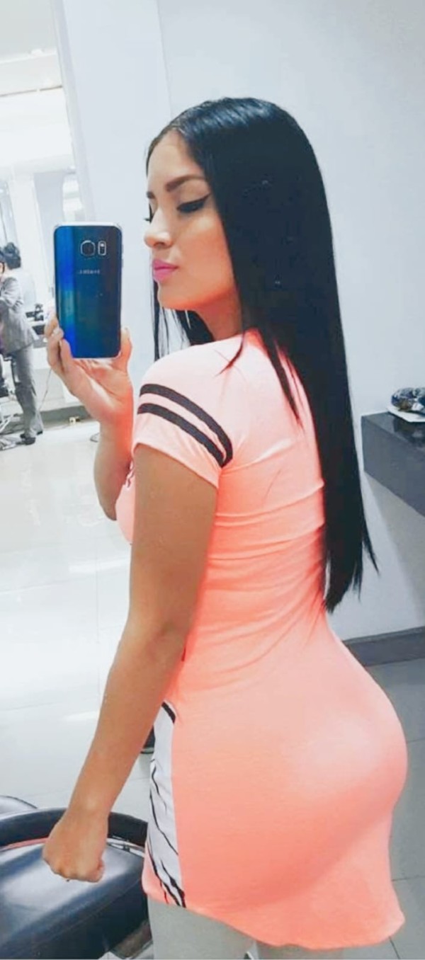 LUCIA TU COMPAÑÍA IDEAL SOLO POR UNOS DÍAS SIN PRISA SI TE APETECE