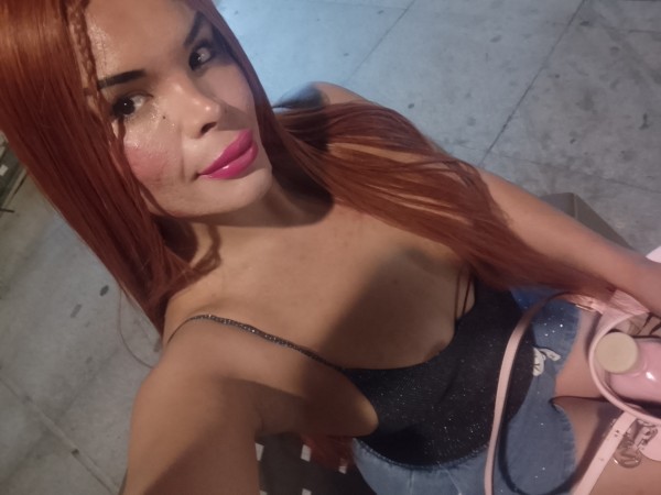 Tríos con mi amiga CIS fotos más abajo culo xxl