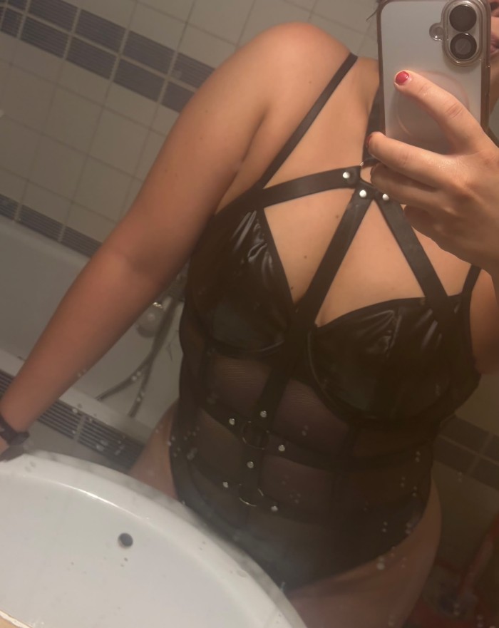 Sexy, cachonda, apasionada y fiestera a Domicilio