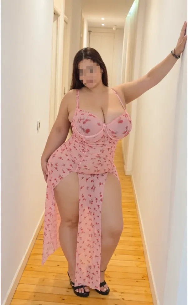 NOVEDAD TU CHICA CURVI CON GANAS DE SEXO Y FIESTA