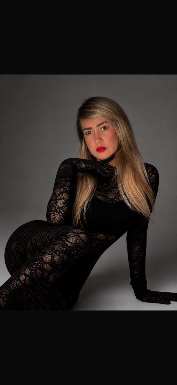 delicada .amorosa ,,me entrego con pasion