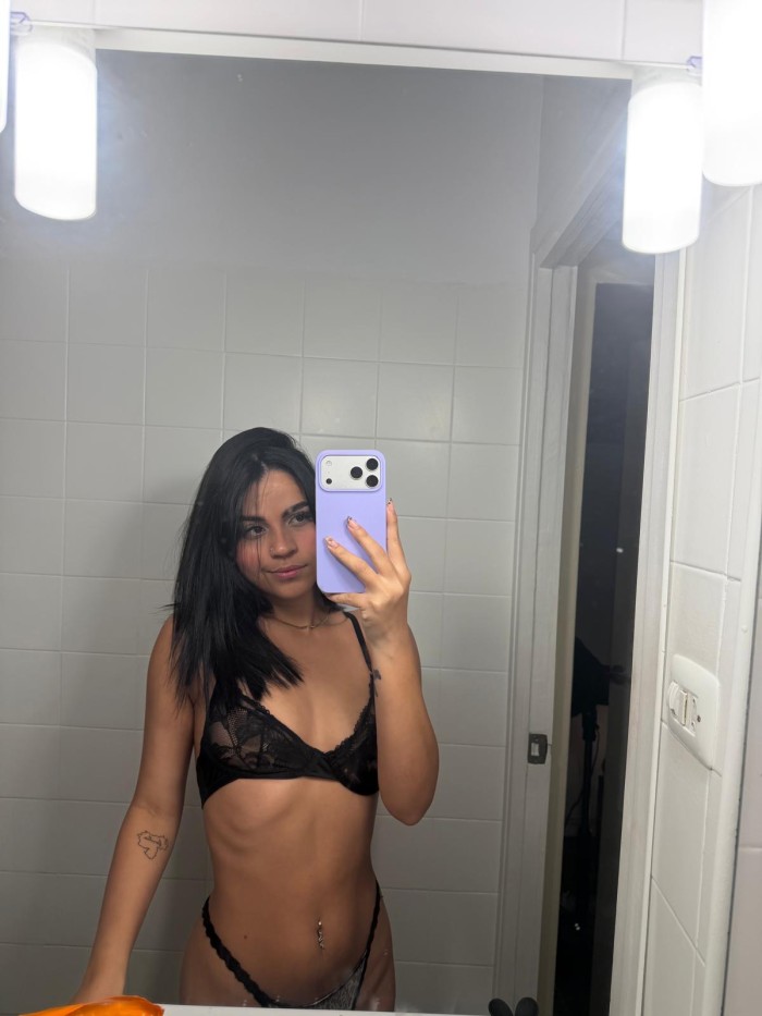 FIESTERA CACHONDA ADICTA AL SEXO INTENSO