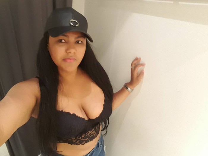 CAMILA DOMINICANA ESPECTACULAR SOLO EN IGUALADA