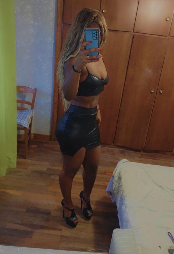 CALIENTE, ATREVIDA Y JUGUETONA LATINA, 615452079