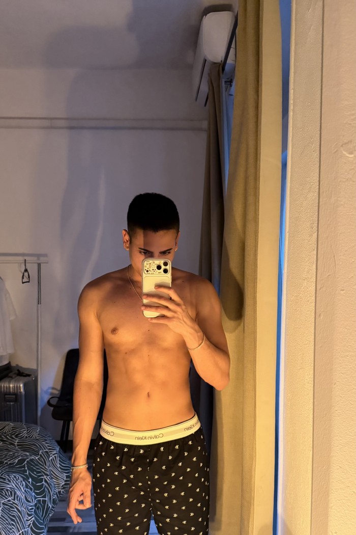 2 POLLAS PARA TI SOLO ÁNGEL Y DYLAN GUARROS