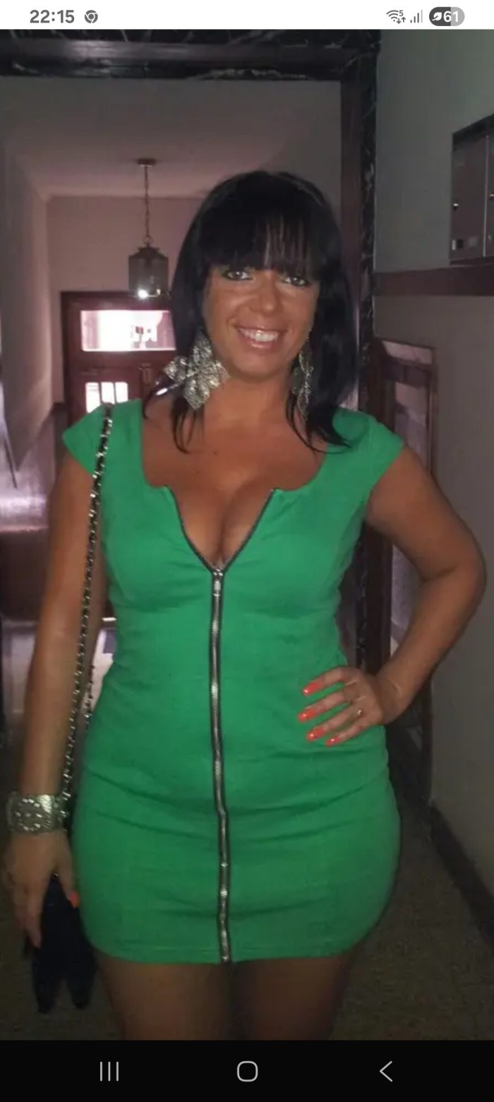 TU GALLEGA PARTICULAR EN ARES SOLO DE LUNES A VIER
