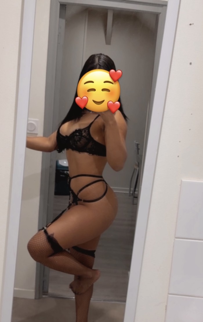 Morena Guapa, sexy y con mucho fuego