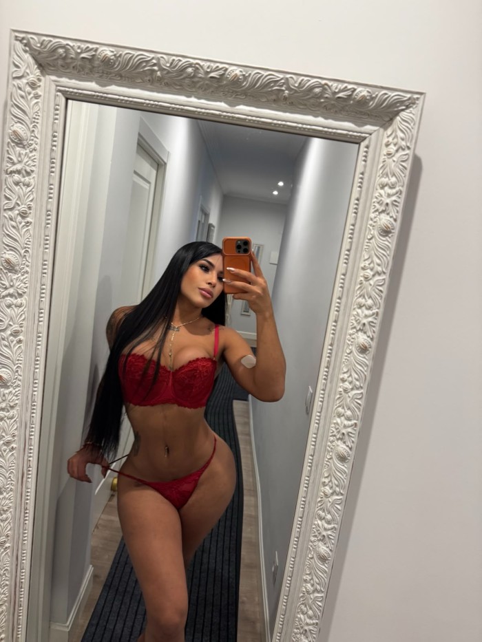 664421878 Gianna REINA EXQUISITA Y SENSUAL