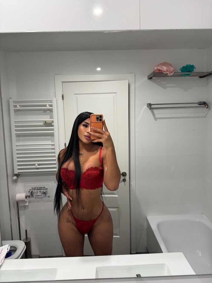 664421878 Gianna REINA EXQUISITA Y SENSUAL