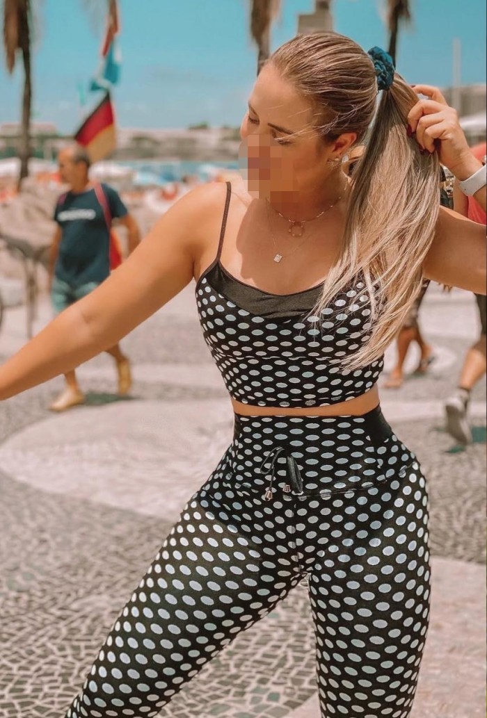 RUBIA Y CUERPAZO EN FUENLABRADA FOTOS REALES