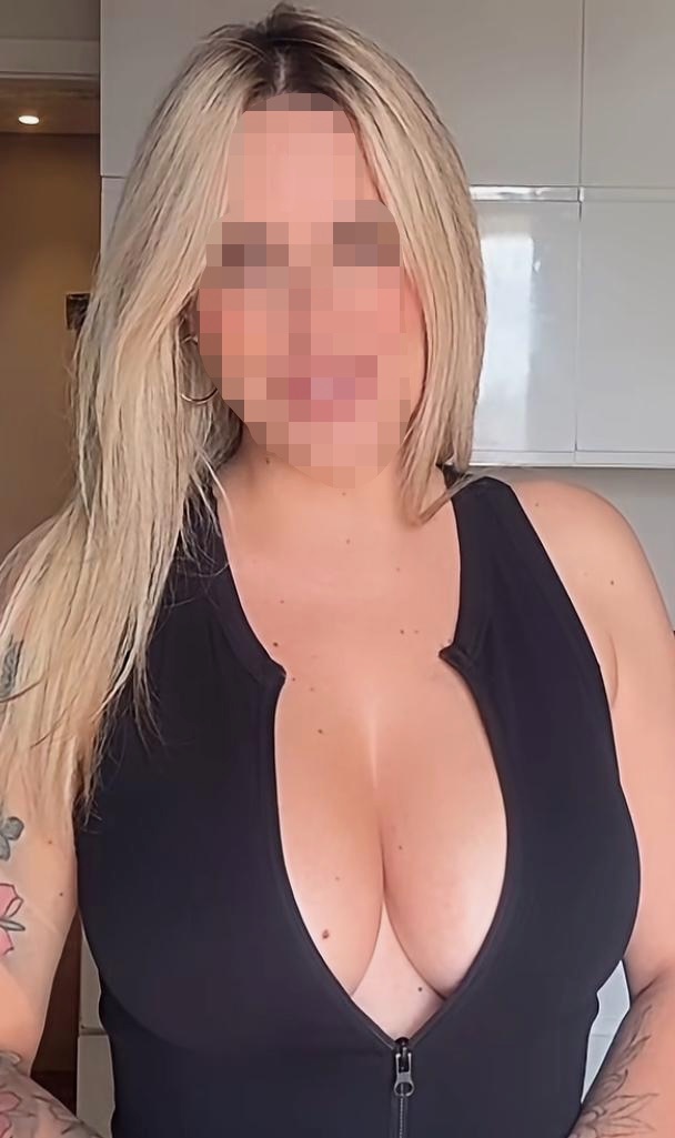 RUBIA Y CUERPAZO EN FUENLABRADA FOTOS REALES