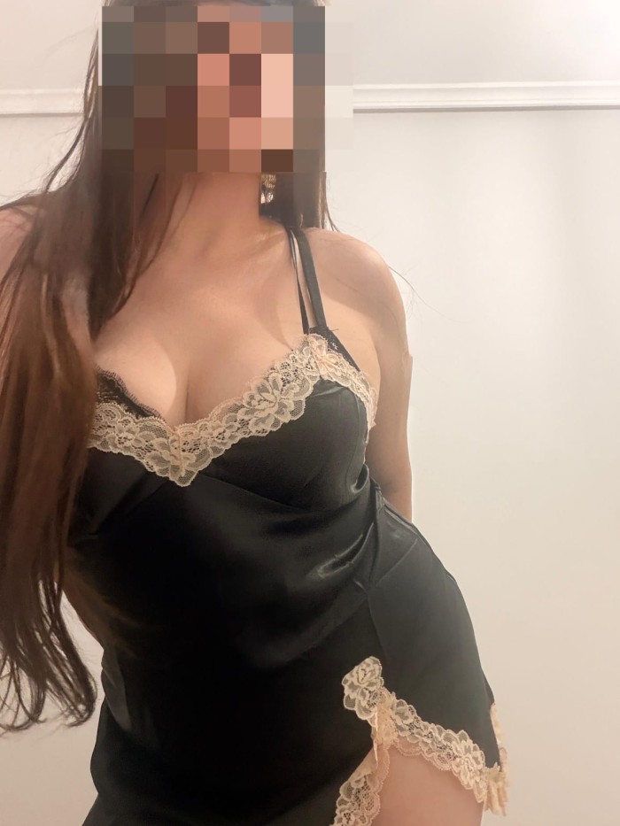 ¡ADMIRABLE! UNA MUJER AUTÉNTICA EN BUSCA DE TI