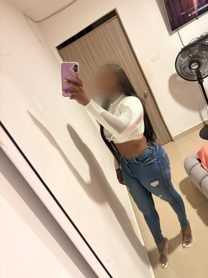 KATTA ESPECTACULAR COLOMBIANA MUY CACHONDA