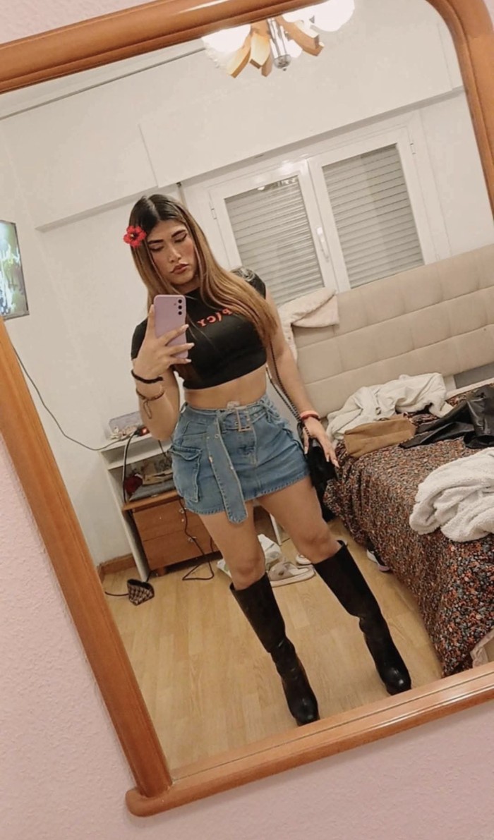 Trans colombiana muy zorra en la cama