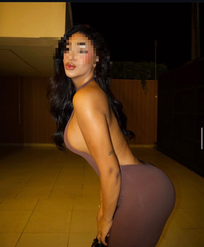 DIOSA DEL PLACER COMPLACIENTE A TUS CAPRICHOS