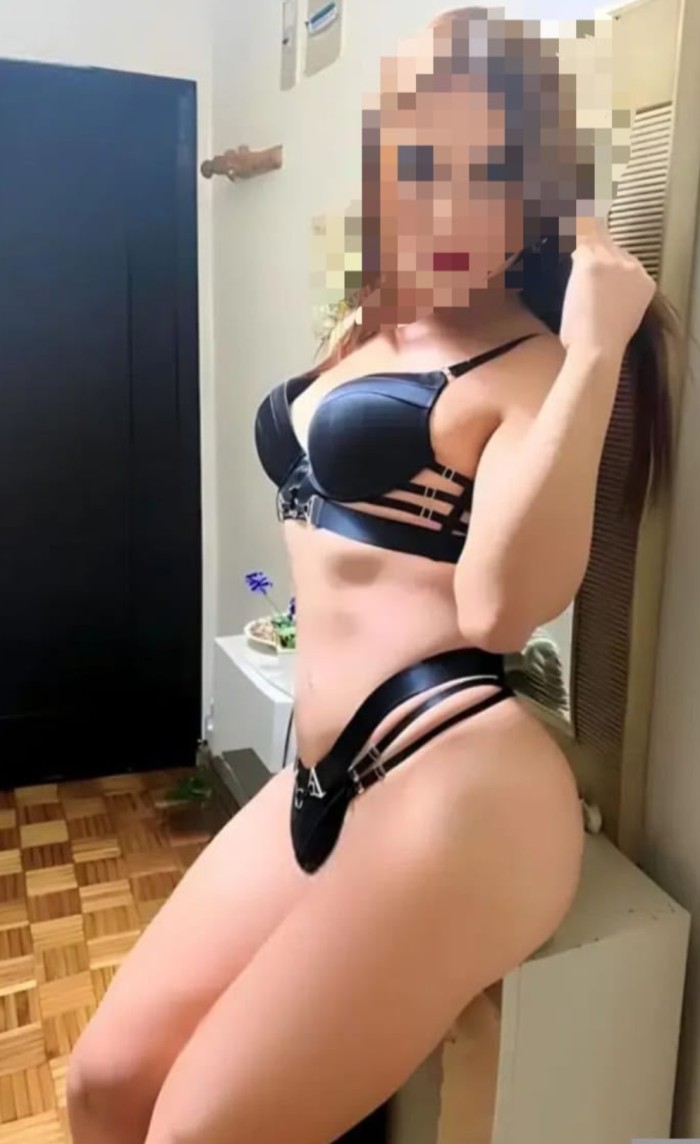 SENSUAL, CARIÑOSA Y CON UNA PICARDÍA IRRESISTIBLE