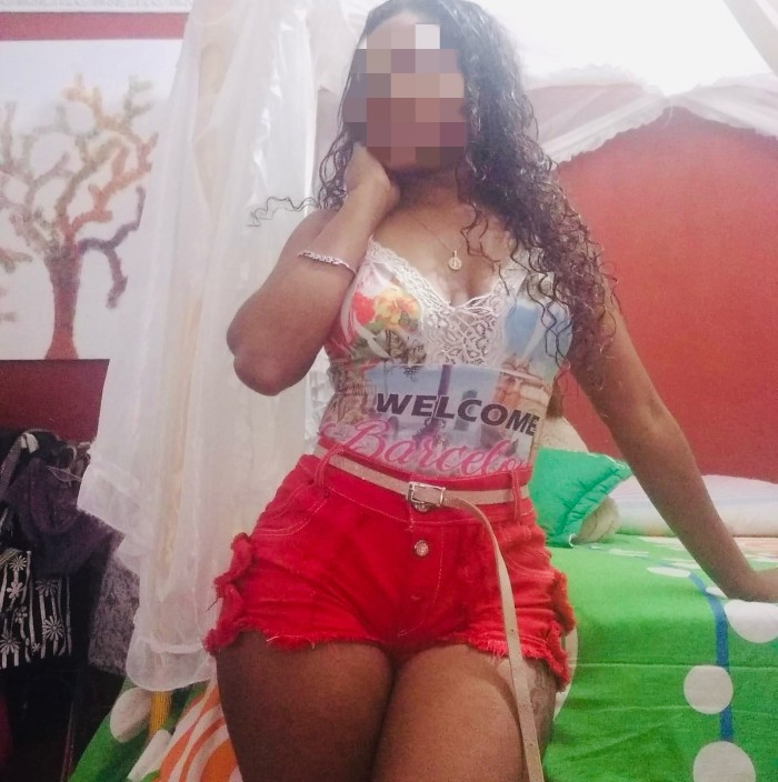 «NOVEDAD EN HUELVA» SEXI, CACHONDA Y FIESTERA (VEN A METERME LA POLLA)