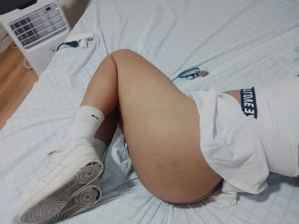 Tríos con mi amiga CIS fotos más abajo culo xxl