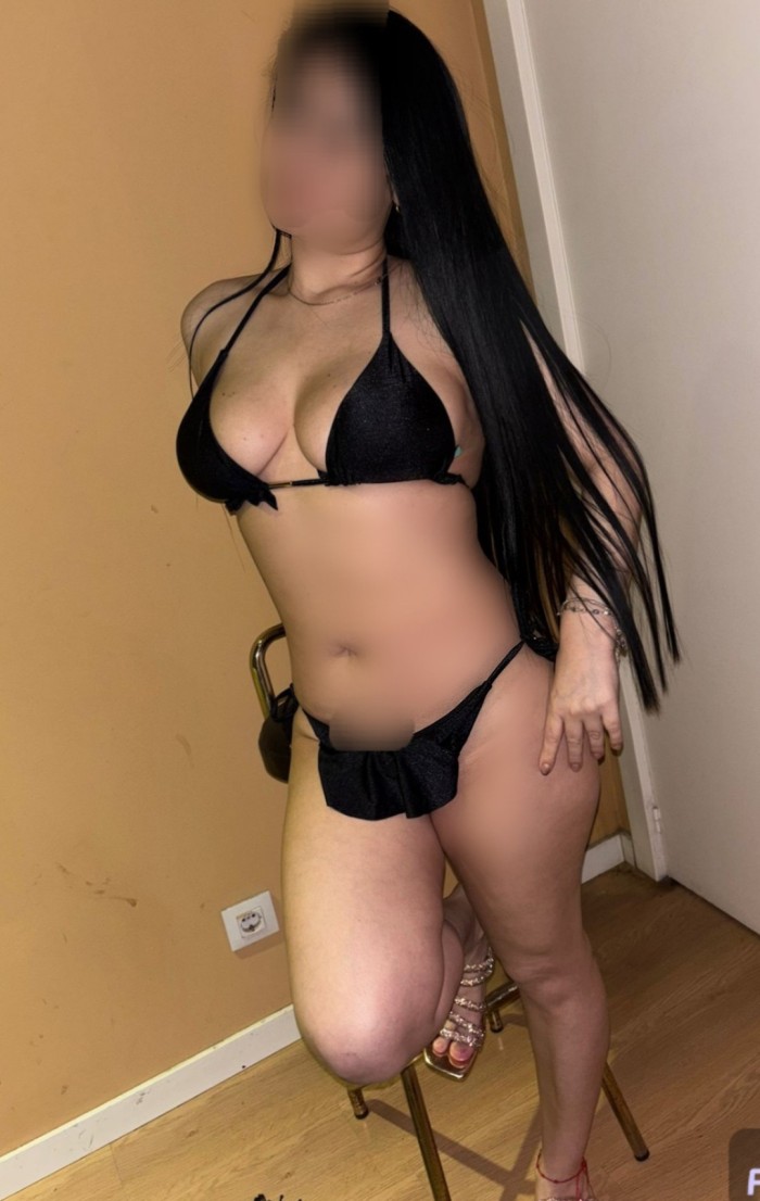 PRECIOSA ASIATICA XIU 28 AÑOS GRANDES PECHOS