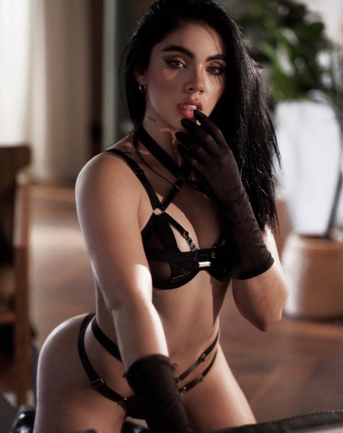 Española muy bonita con cuerpazo de escándalo