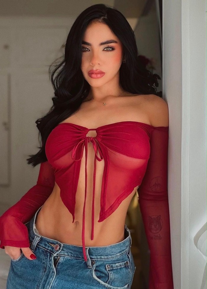 Española muy bonita con cuerpazo de escándalo