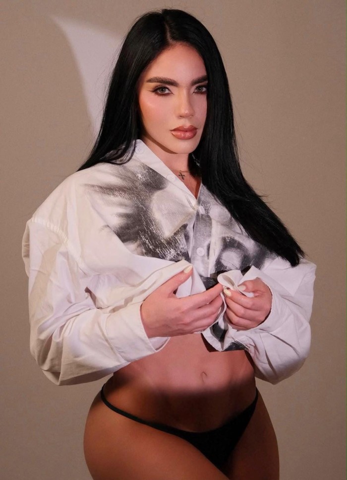 Española muy bonita con cuerpazo de escándalo