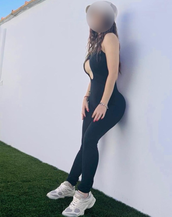 ERIKA, UNA COLOMBIANA SENSUAL 663127543