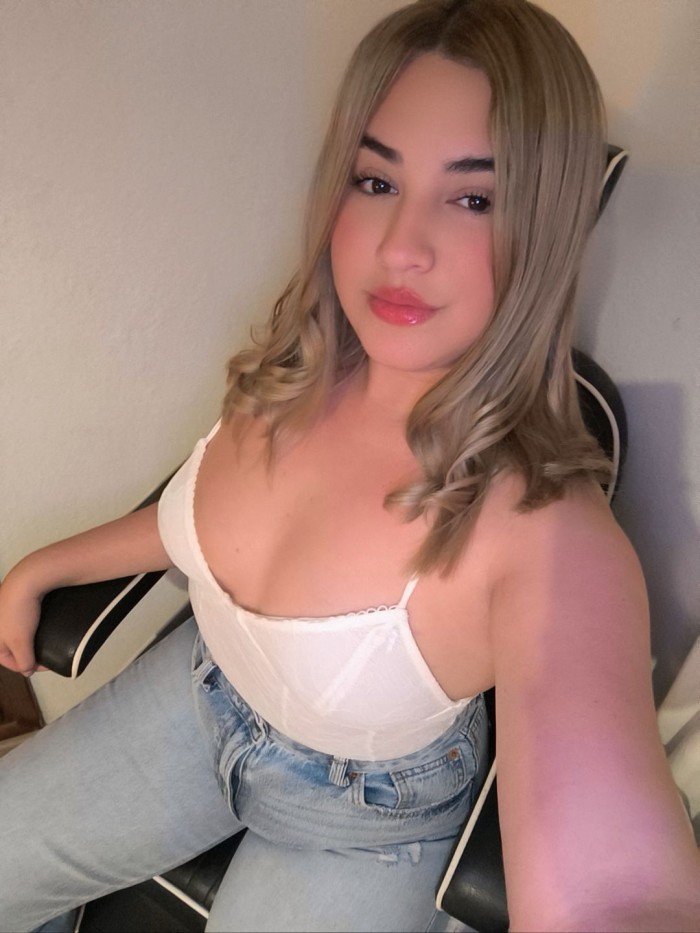 Dulce venezolana muy completa!! Independiente 24/7