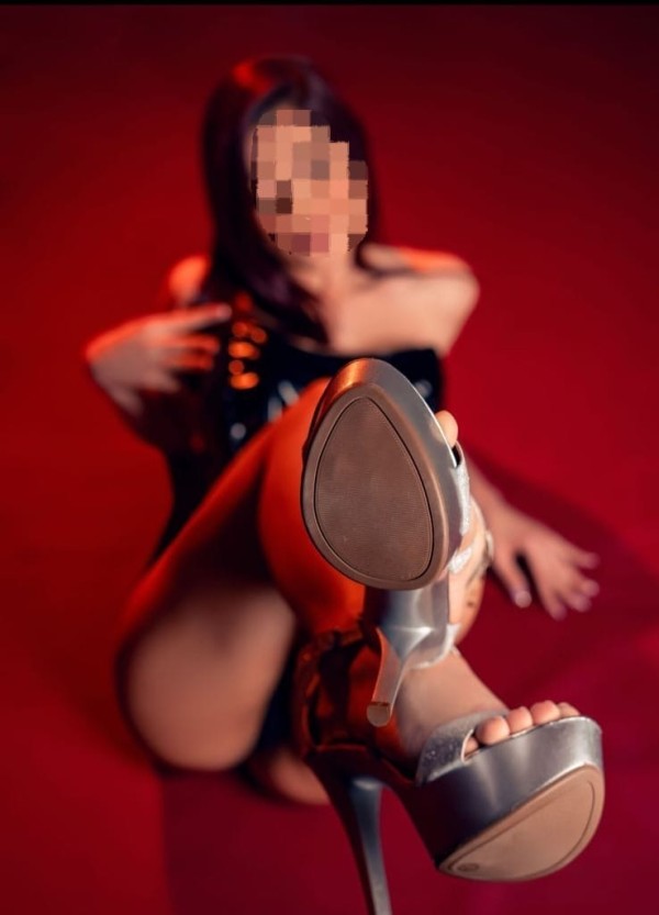 Mamasita Fiestera sexy apasionada digitación anal