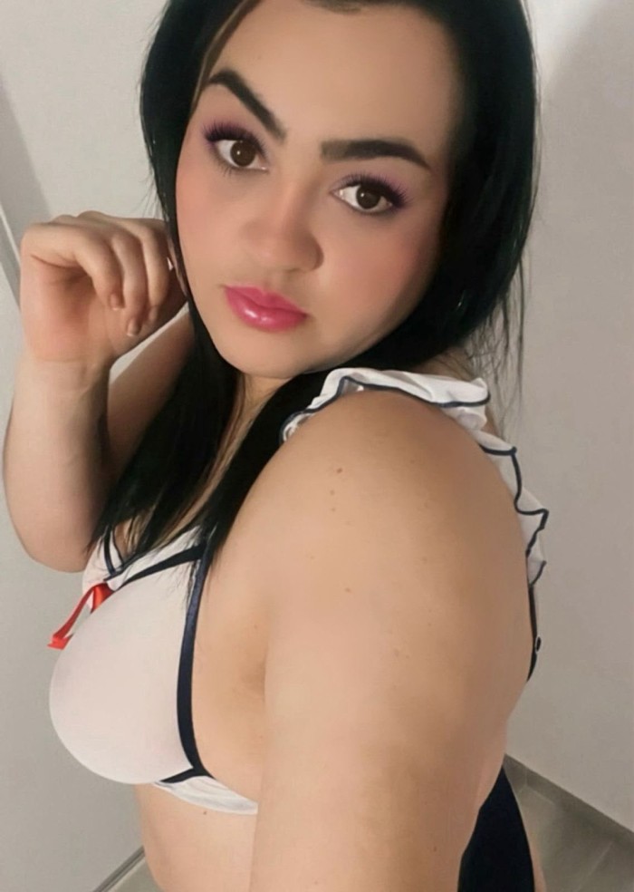 HOLA CHICOS SOY SOFÍA AUTÉNTICA MORENA