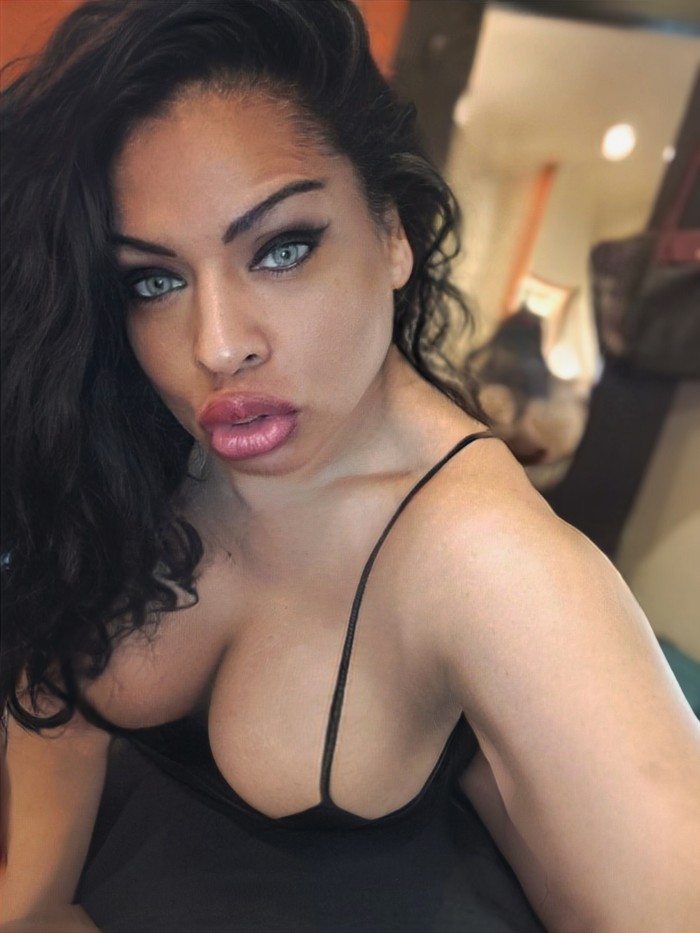 Exactriz porno madura cuarentona fiesrera