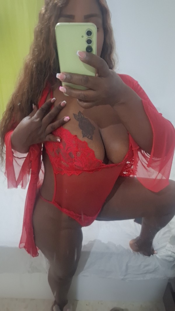 BRENDA SEXY CACHONDA Y FIESTERA ATREVETE