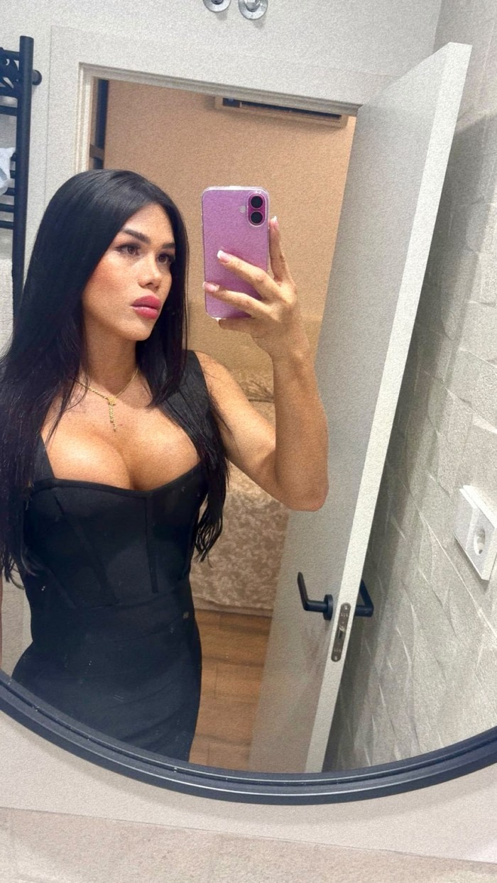 Novedad brasilera femenina Dotada lechera activa y pasiva