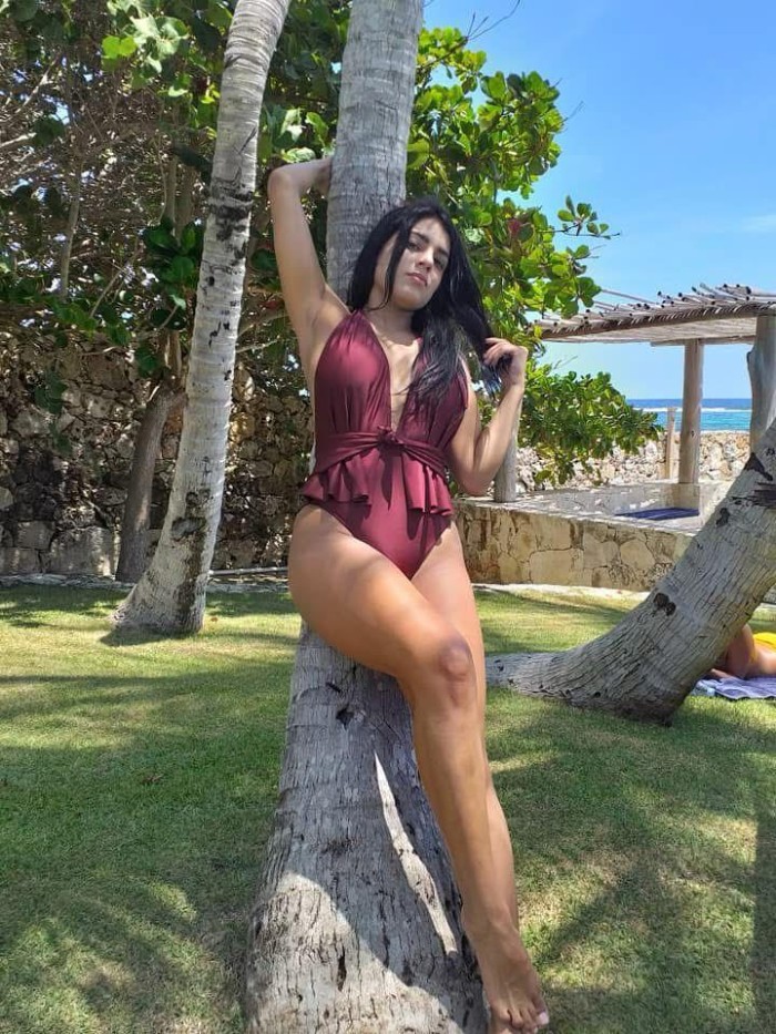 STEPHANIE HERMOSA VENEZOLANA DELICIA  Y NOVEDAD -613786471