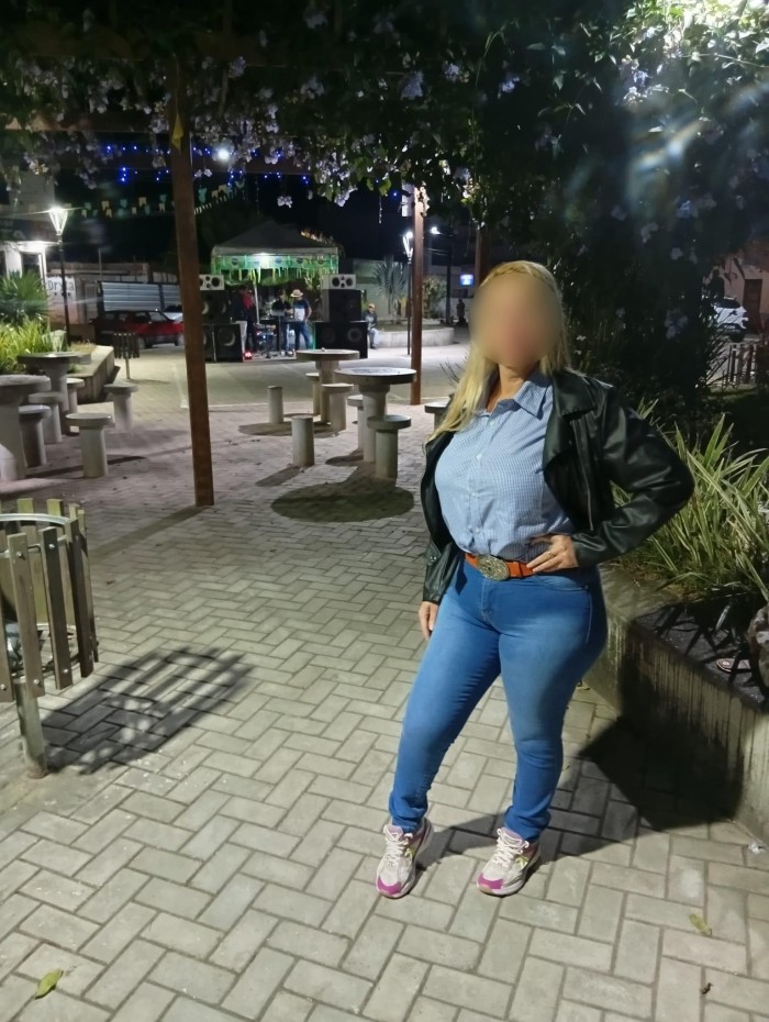SOY BARBARA, BRASILEÑA ARDIENTE Y DISCRETA