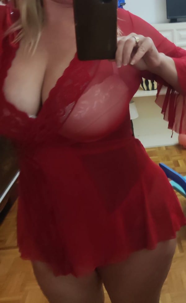SOY BARBARA, BRASILEÑA ARDIENTE Y DISCRETA