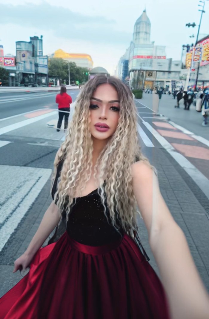 Trans Guapa canera lechera a top