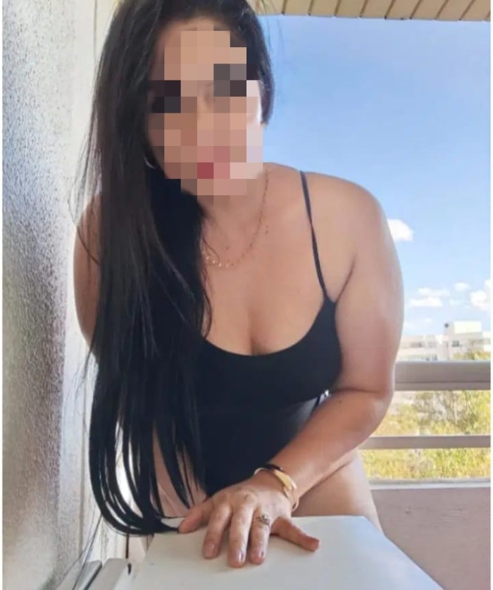 Encantadora de nuevo por la zona