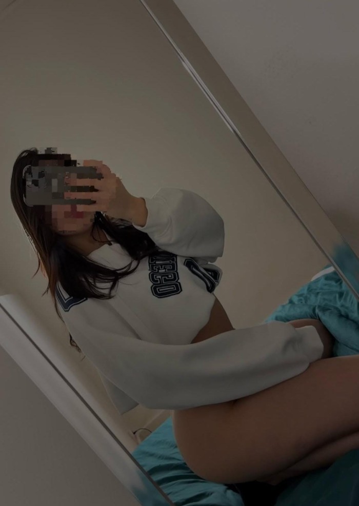 DELICIOSA IMPLICADA CACHONDA DESEOSA DE PLACER