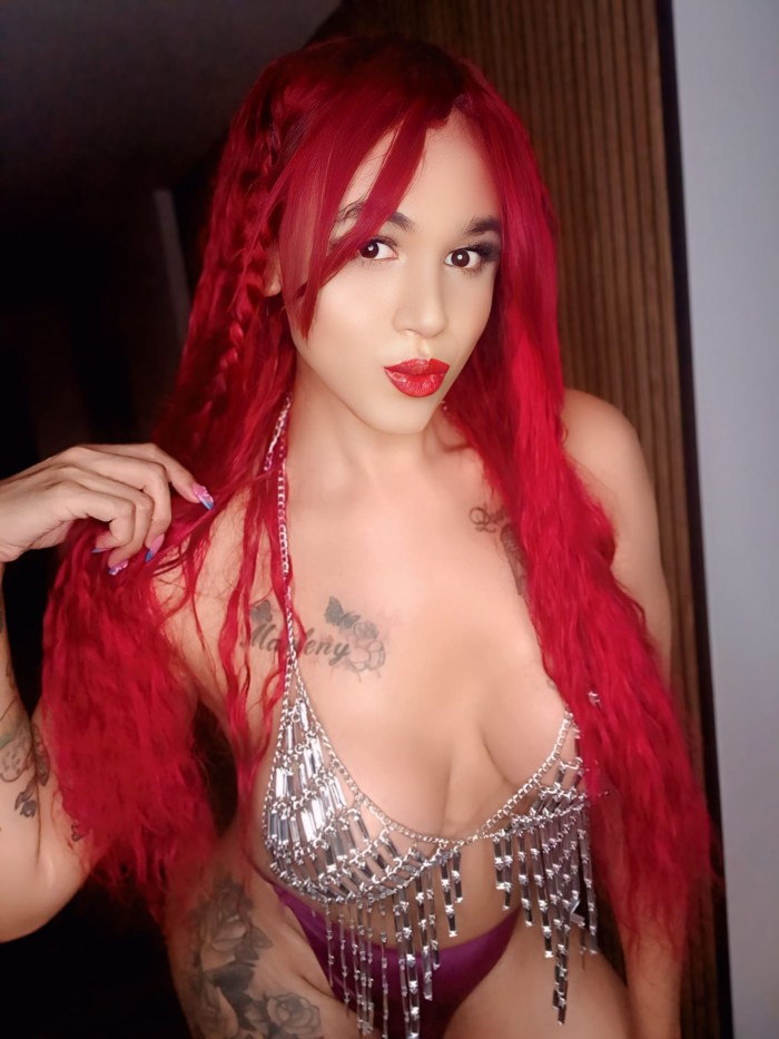 TRANS ARDIENTE APASIONADA  EN LOS CRISTIANOS