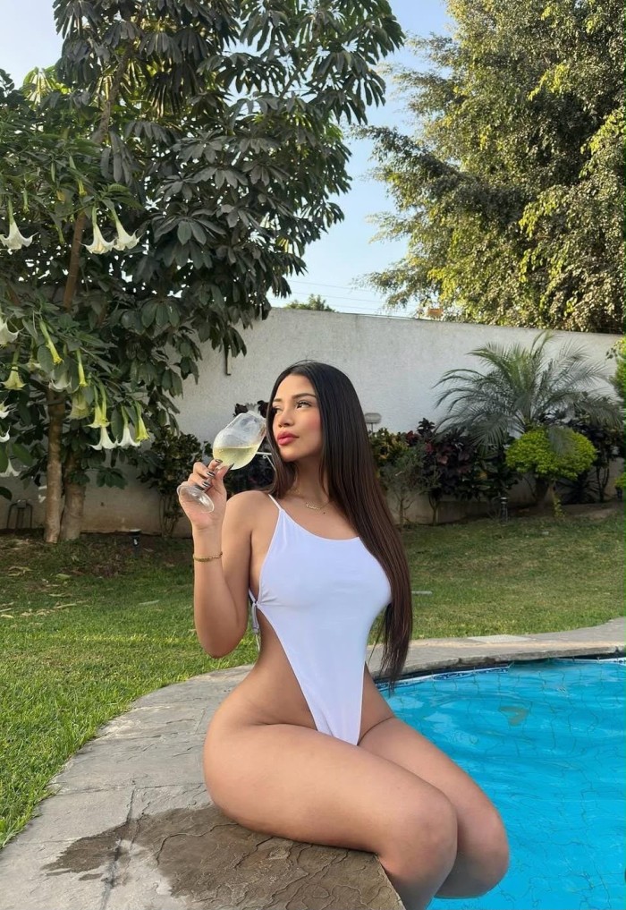 ¡Siempre dispuesta a cumplir tus fantasías!