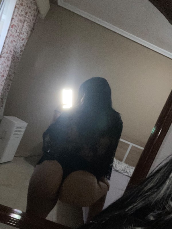 PRECIOSA JOVENCITA COLOMBIANA NOVEDAD 24H