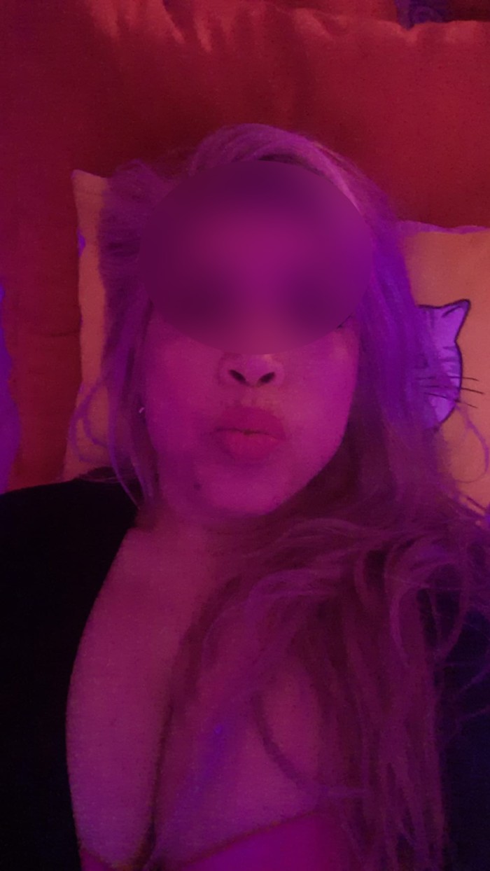 PONFERRADA TANIA ARDIENTE MORBOSA CARIñOSA SEXY FIESTERA