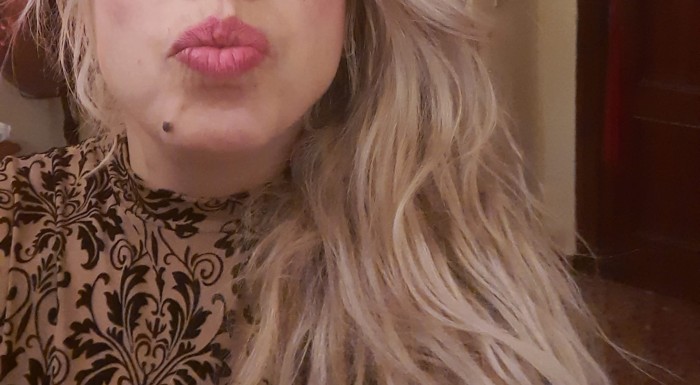 PONFERRADA TANIA ARDIENTE MORBOSA CARIñOSA SEXY FIESTERA