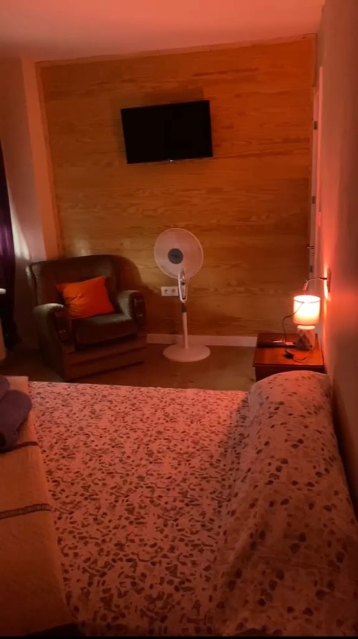 611236310 HABITACIONES LEÓN ALQUILER