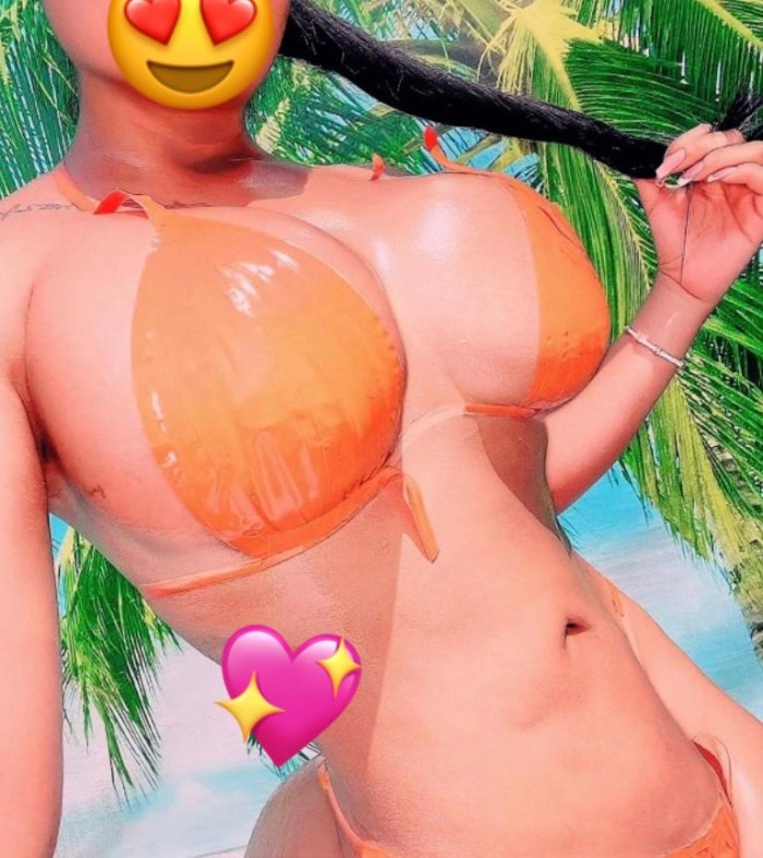 DELICIOSA ENTREGADA ARDIENTE ADICTA AL PLACER