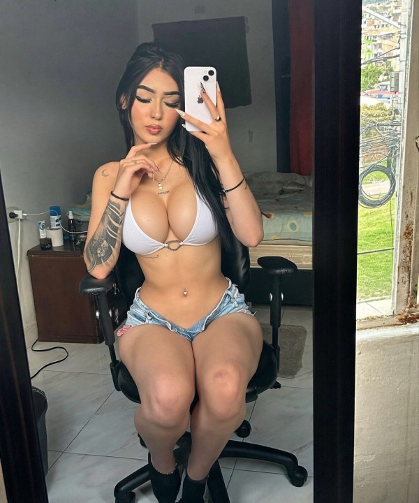 NOVEDAD EN VIGO, LATINA SENSUAL EXOTICA FIESTERA !!!