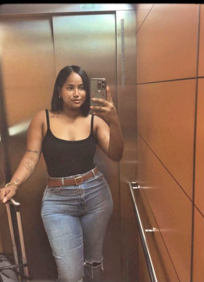 MELANY ATREVIDA FIESTERA EN PUERTO DEL CARMEN
