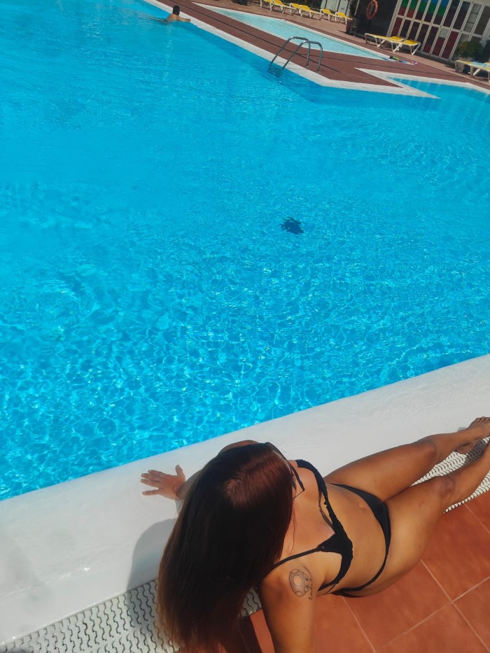 EN PLAYA DEL INGLES TRANS FIESTERA CACHONDA A FULL